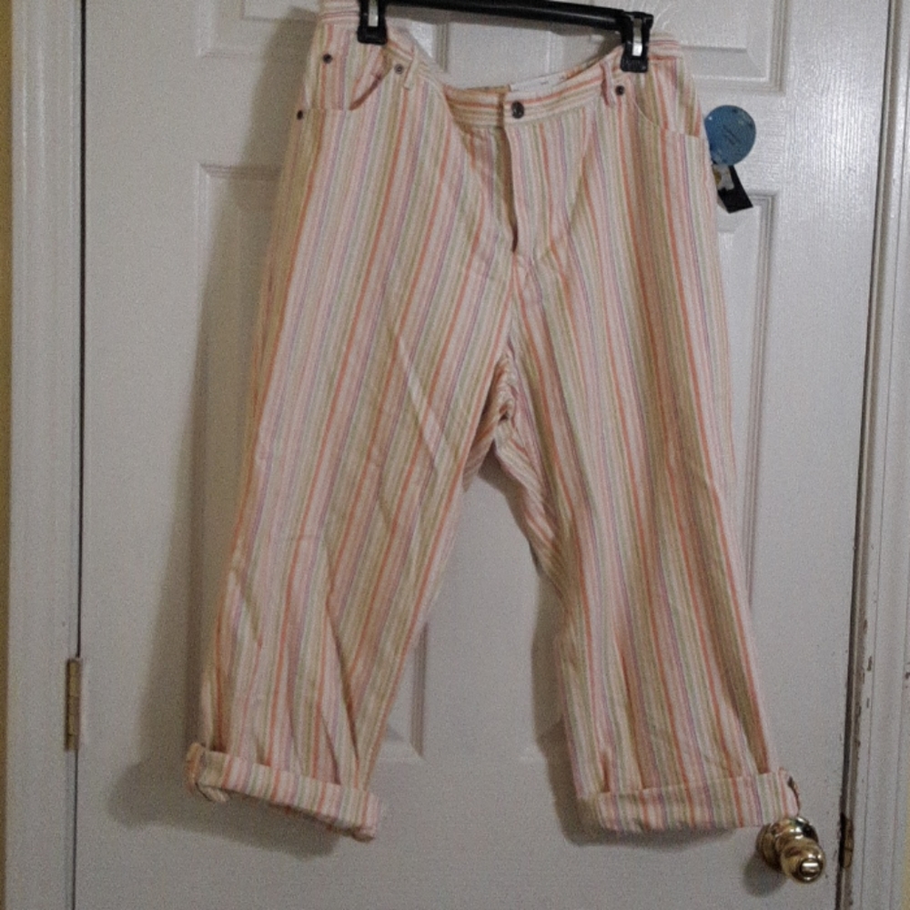 Westbound  capris size  14